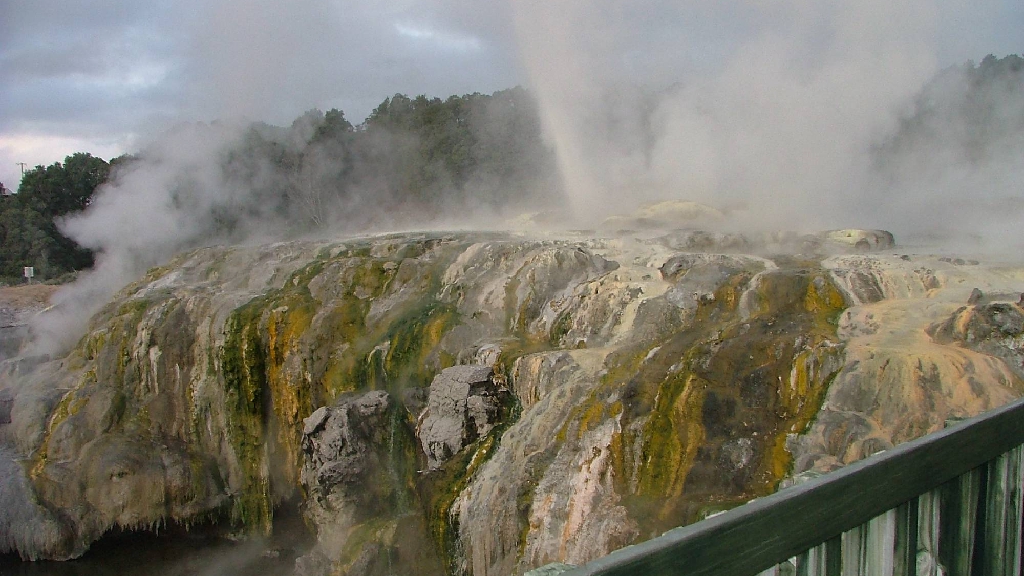 Pohutu Geyser, Te Puia